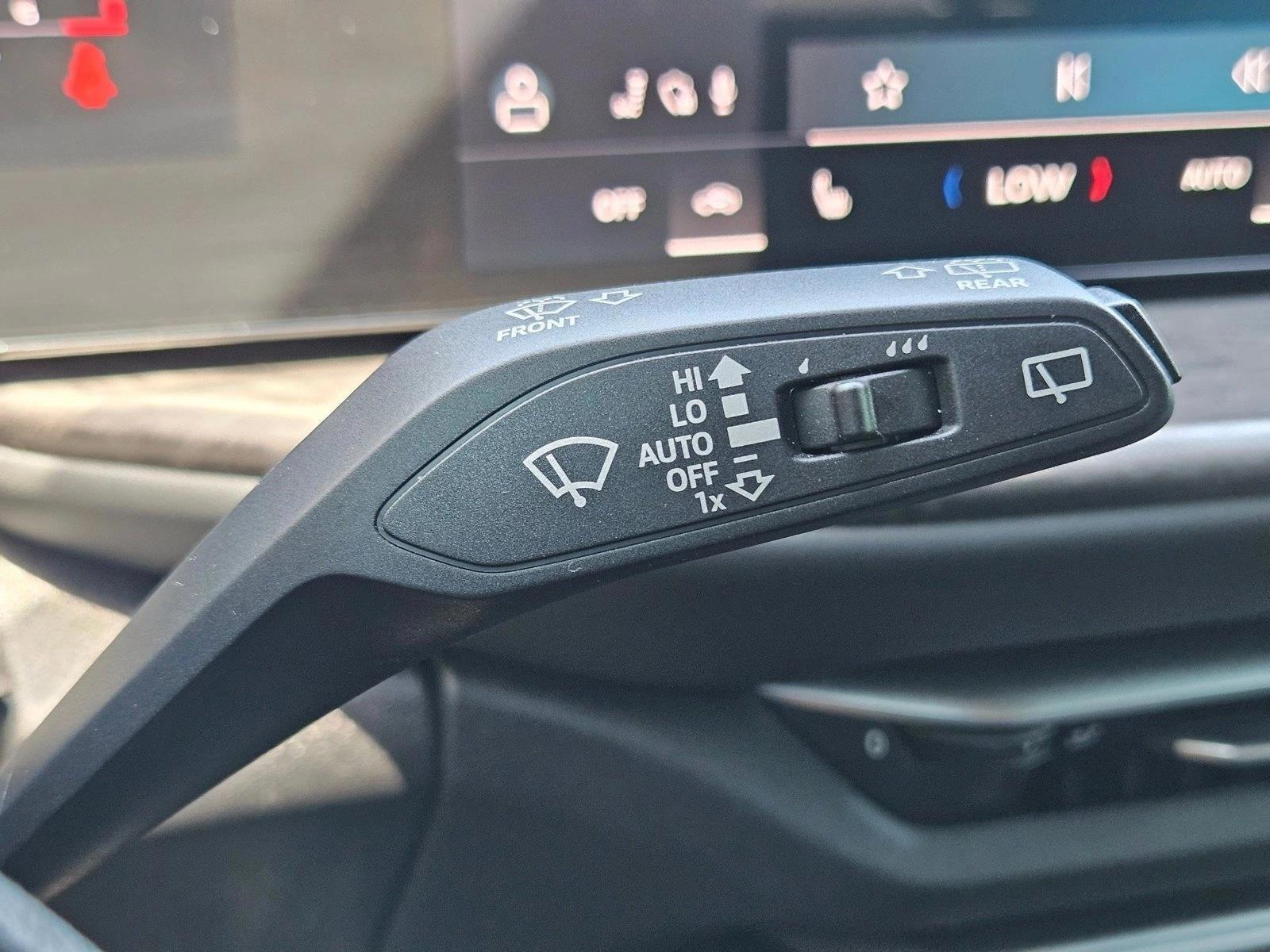 2025 Audi Q5 Premium - Photo 16