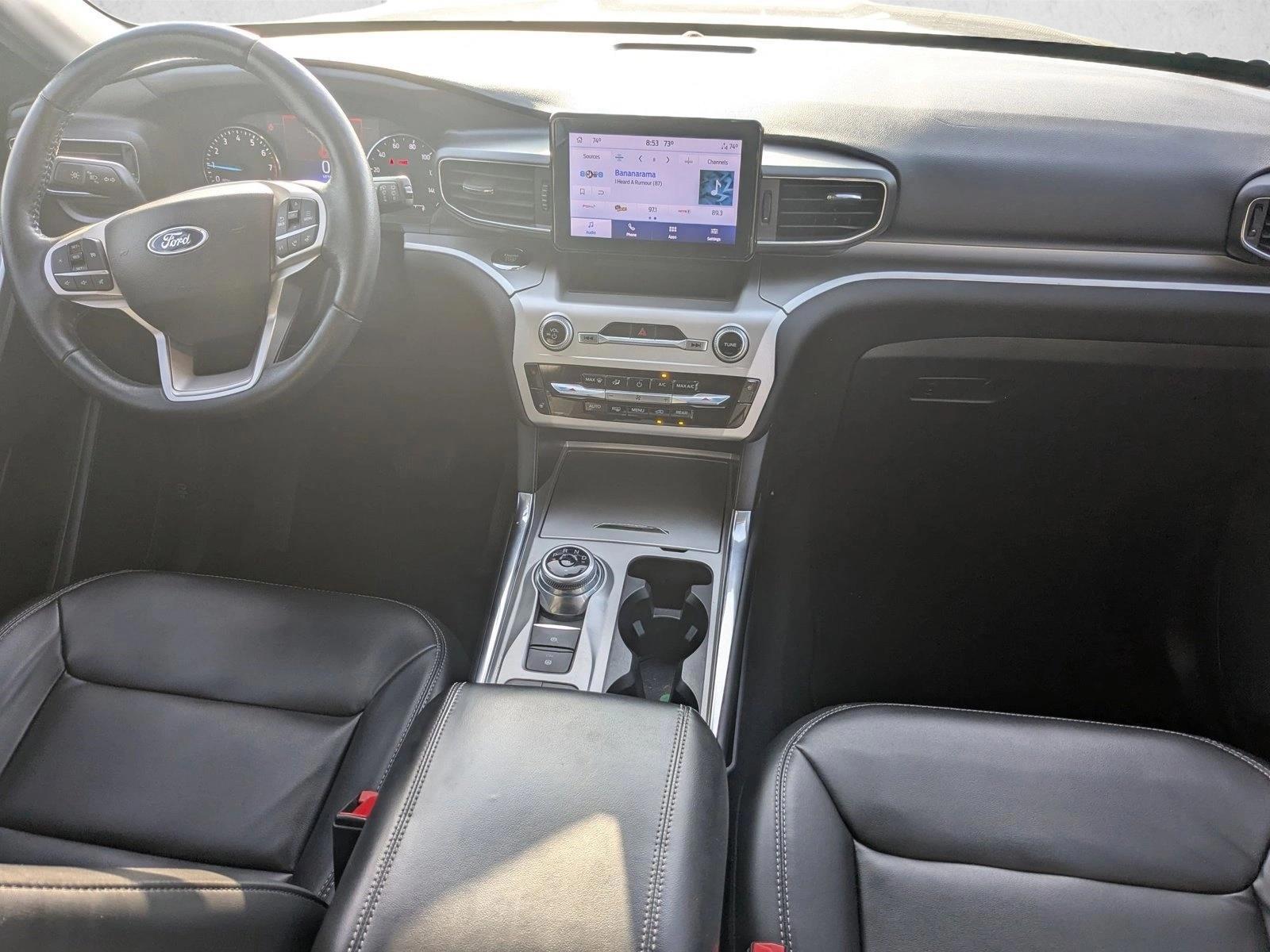 Thumbnail: 2022 Ford Explorer - 3