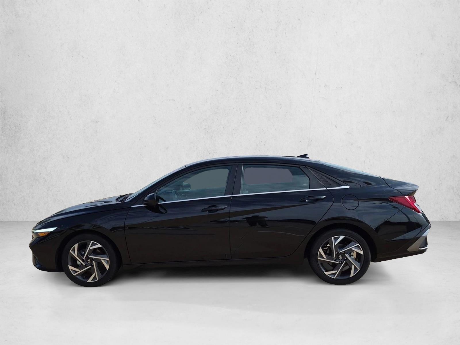 Thumbnail: 2025 Hyundai Elantra - 2
