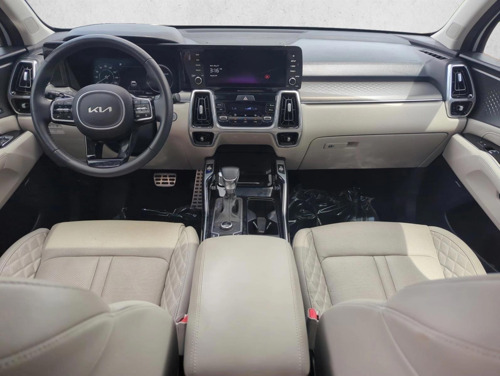 Thumbnail: 2023 Kia Sorento - 2