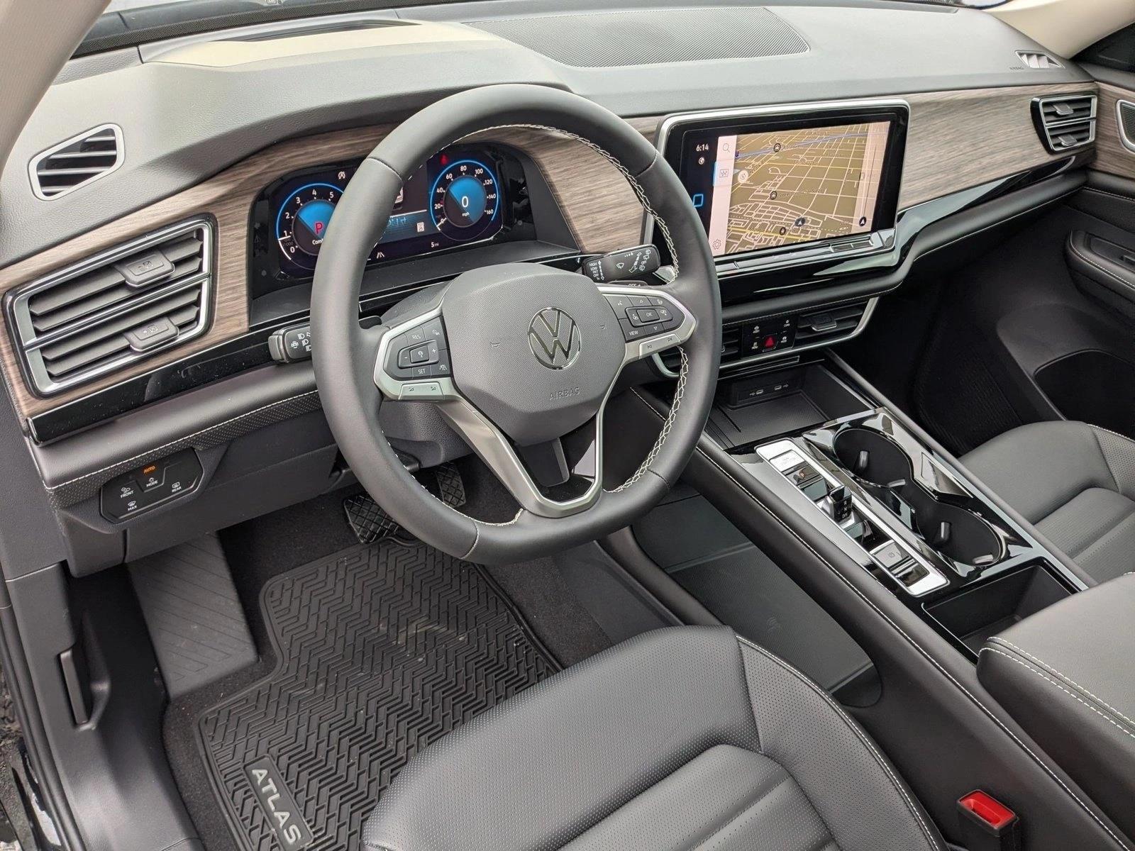 Thumbnail: 2026 Volkswagen Atlas - 3