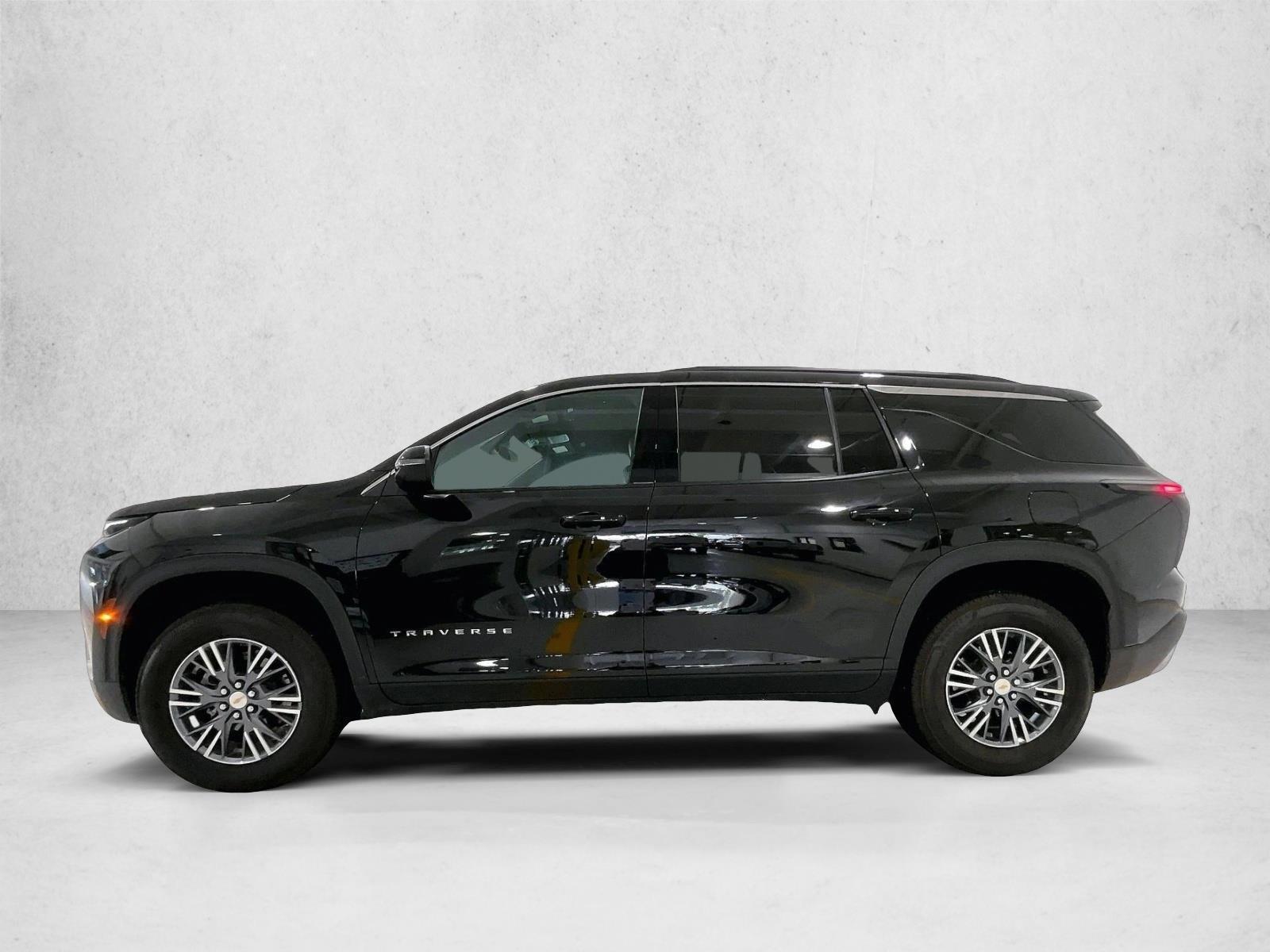 Thumbnail: 2026 Chevrolet Traverse - 2