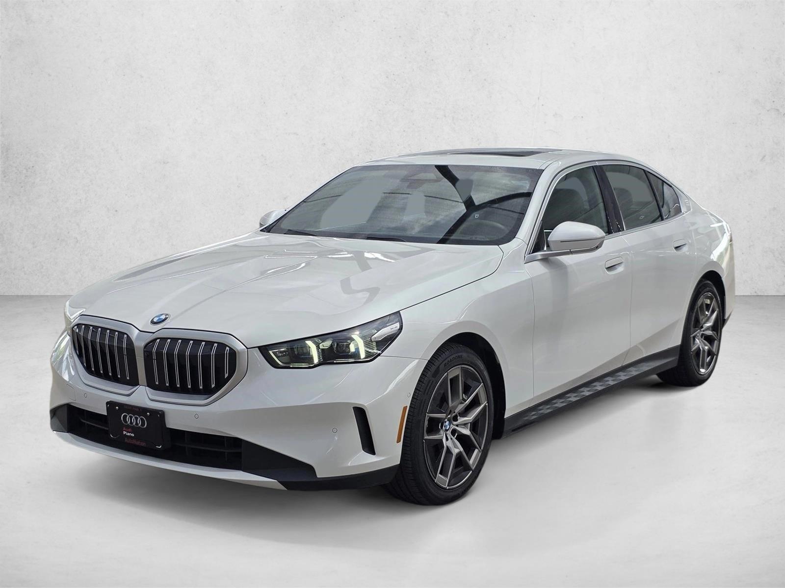 Thumbnail: 2026 BMW 5 Series - 1