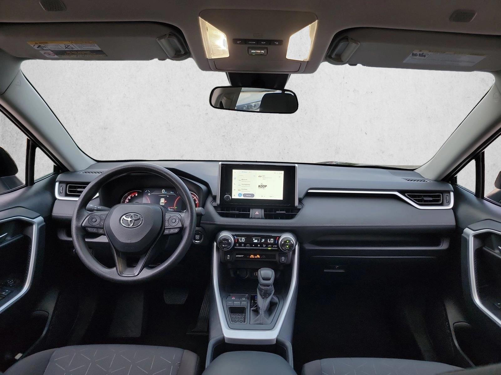Thumbnail: 2025 Toyota RAV4 - 3