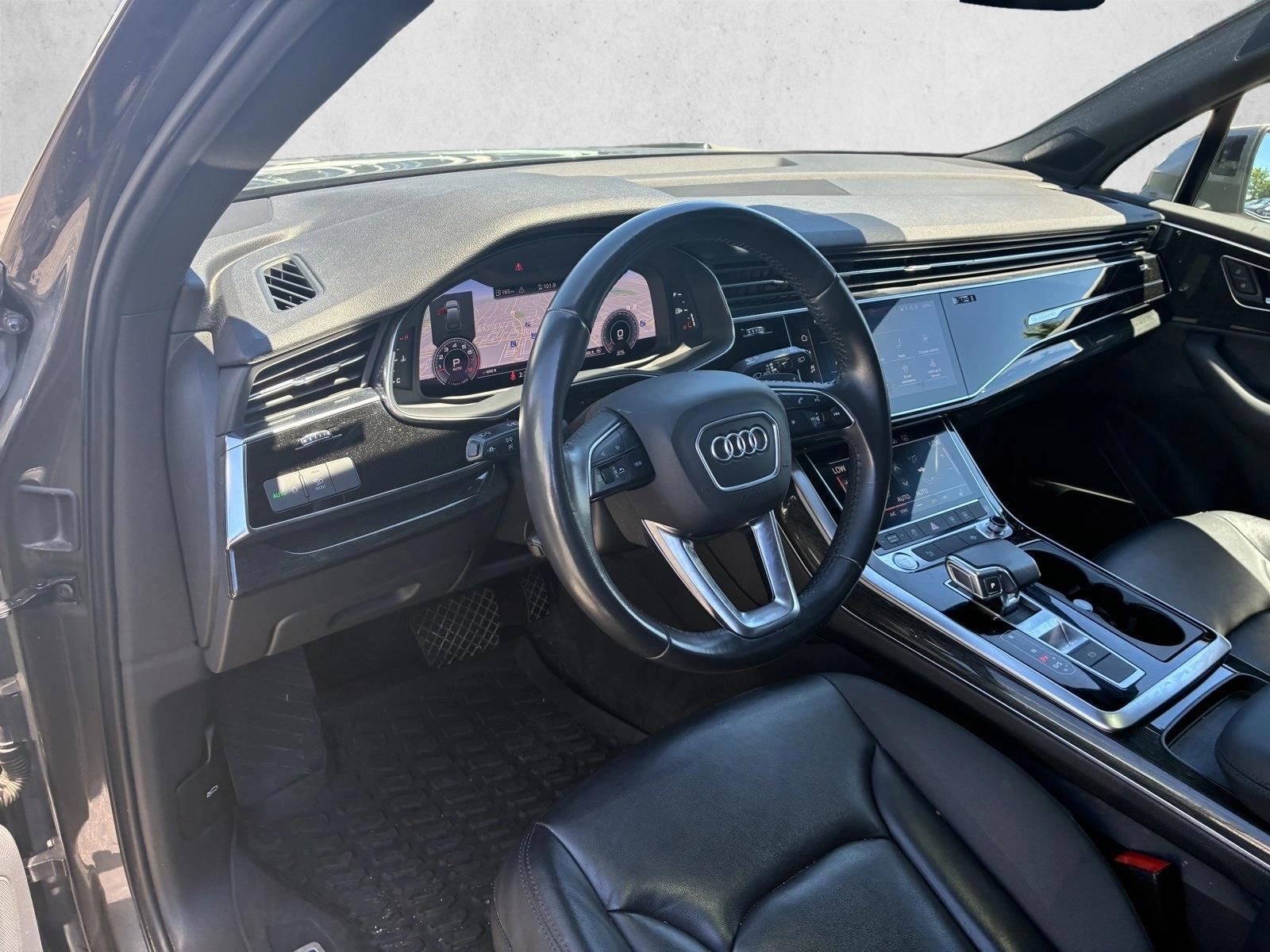 Thumbnail: 2020 Audi Q7 - 3
