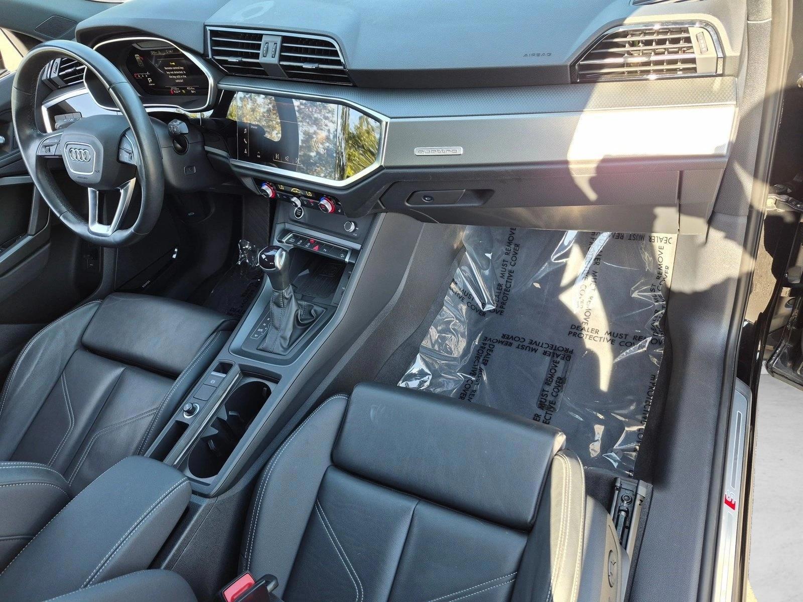 Thumbnail: 2023 Audi Q3 - 5