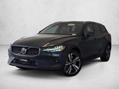 2026 Volvo V60 Cross Country