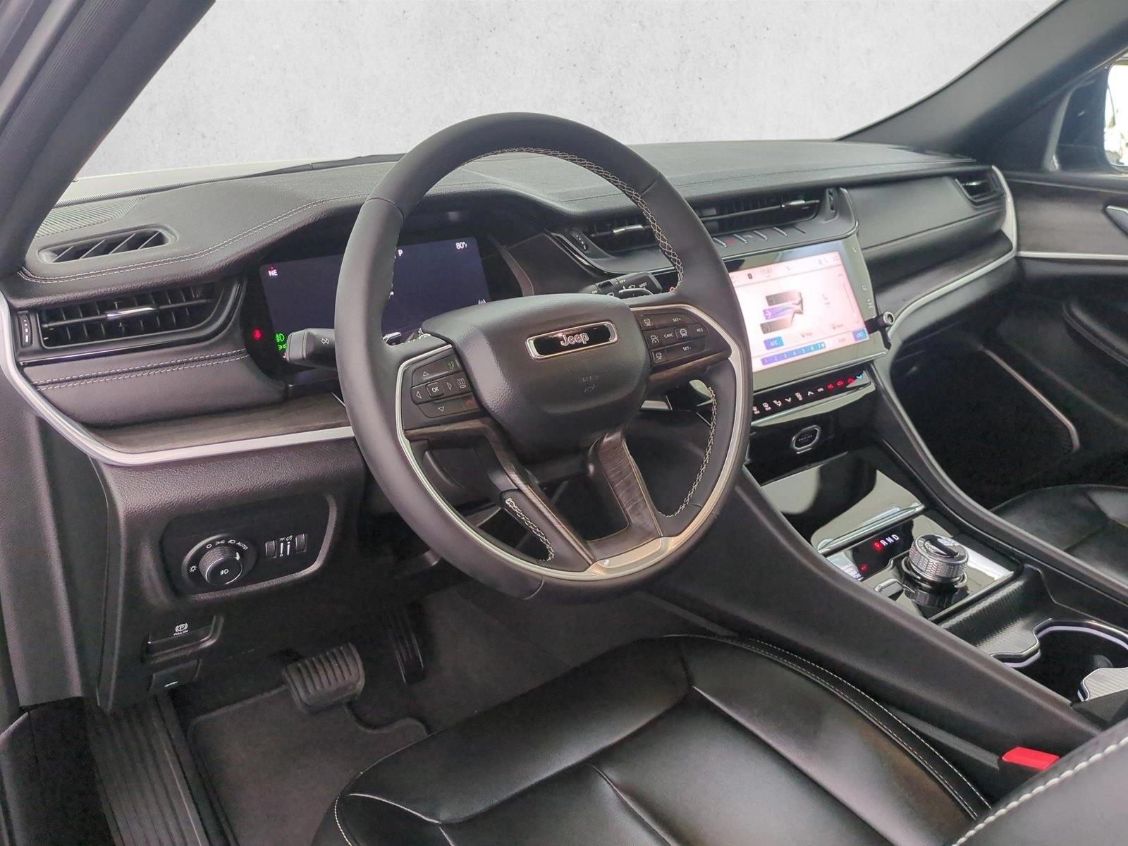 Thumbnail: 2026 Jeep Grand Cherokee - 3