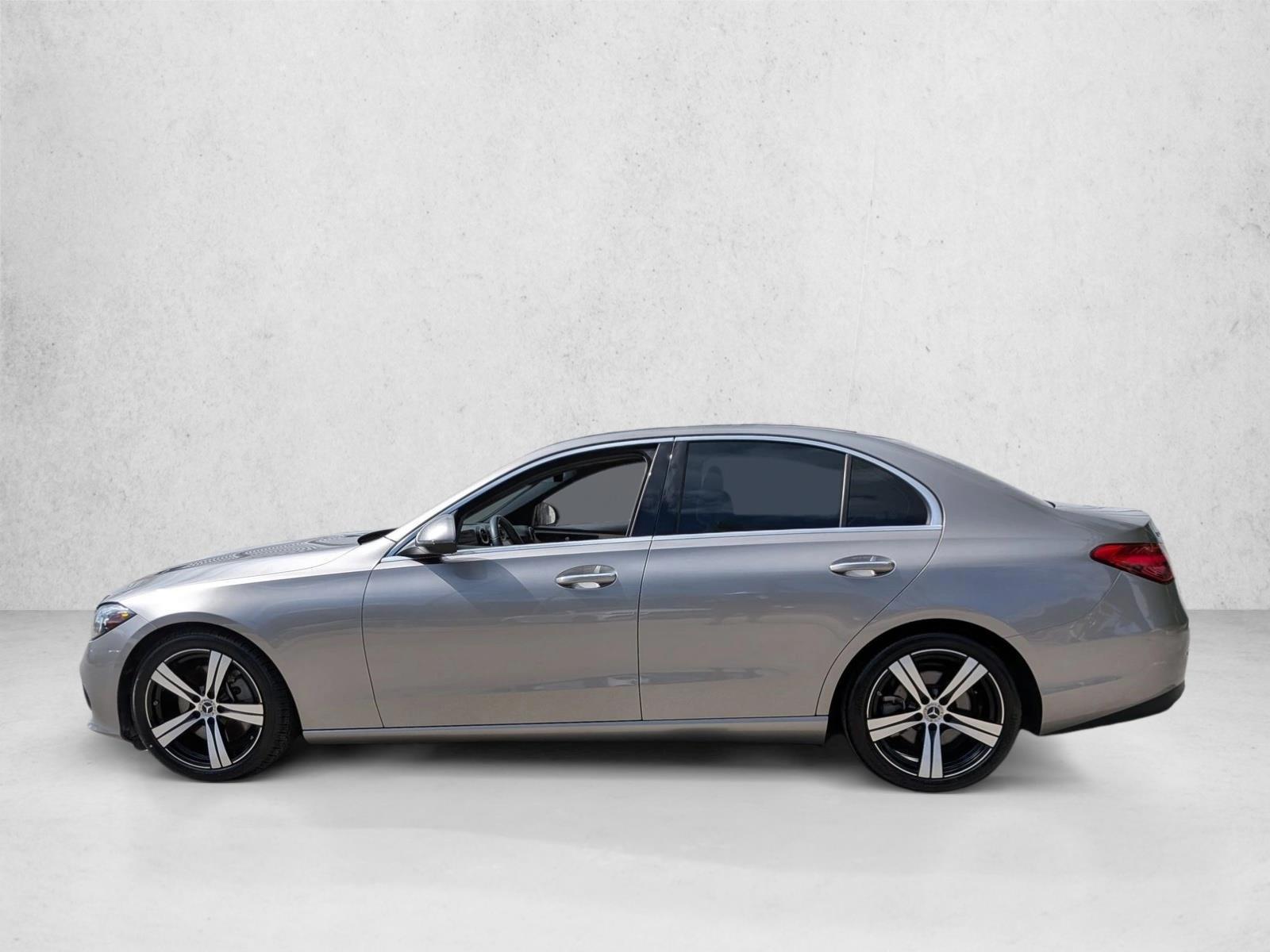 Thumbnail: 2022 Mercedes-Benz C-Class - 2