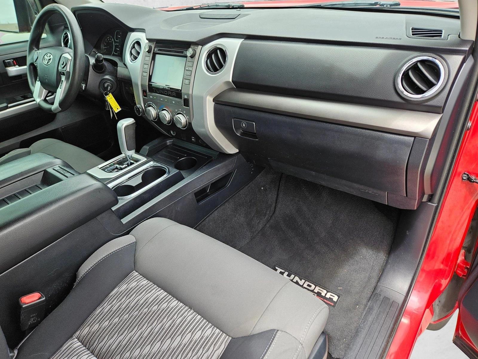 2018 Toyota Tundra SR5 - Photo 22
