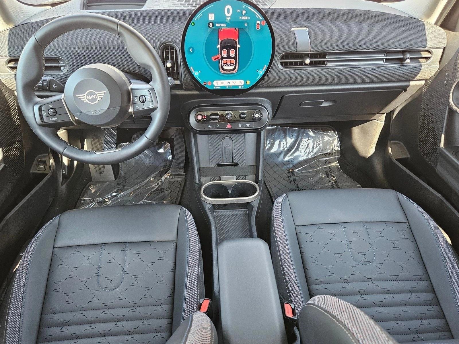 Thumbnail: 2026 MINI Cooper Hardtop - 3