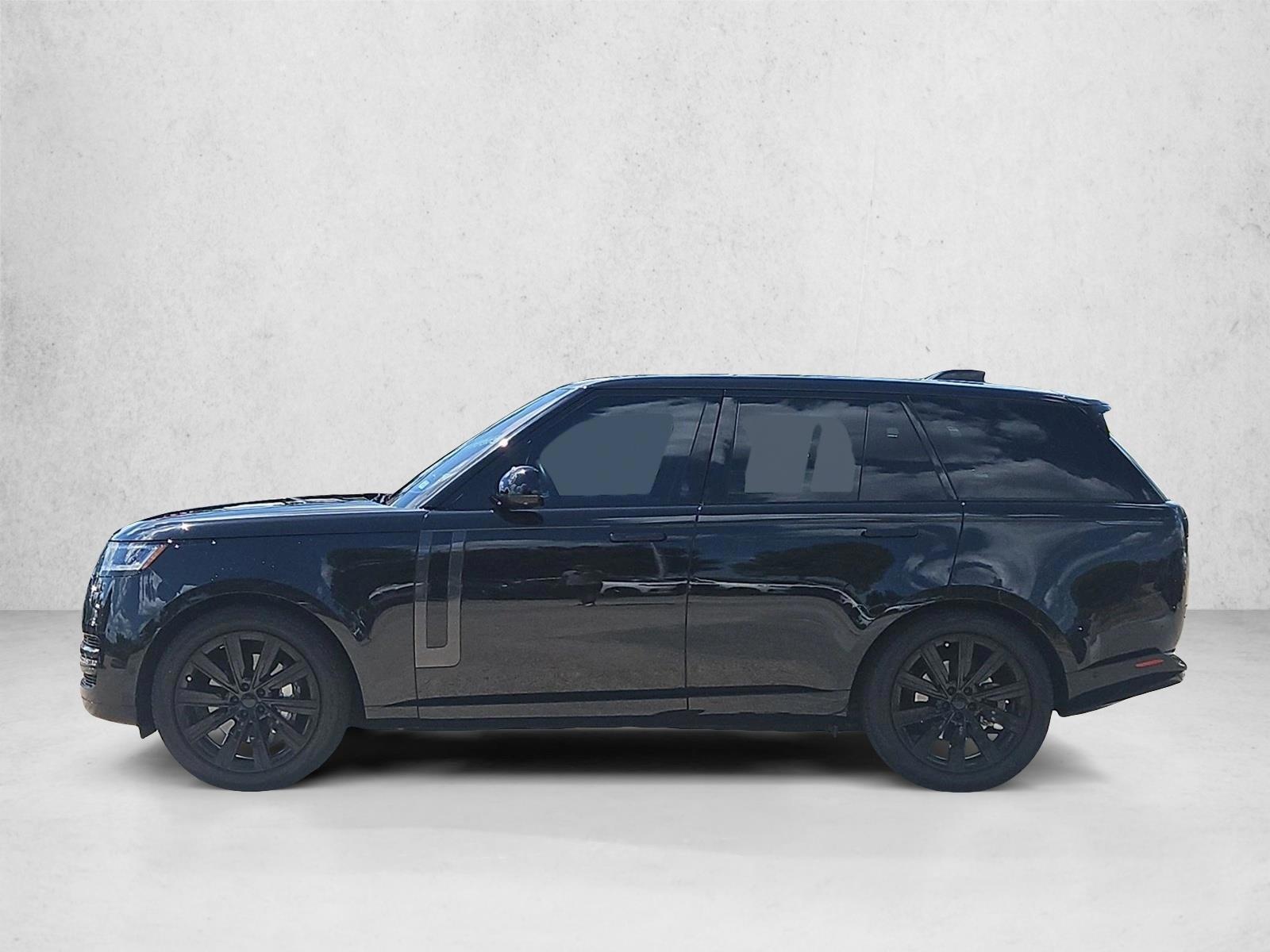 Thumbnail: 2023 Land Rover Range Rover - 2