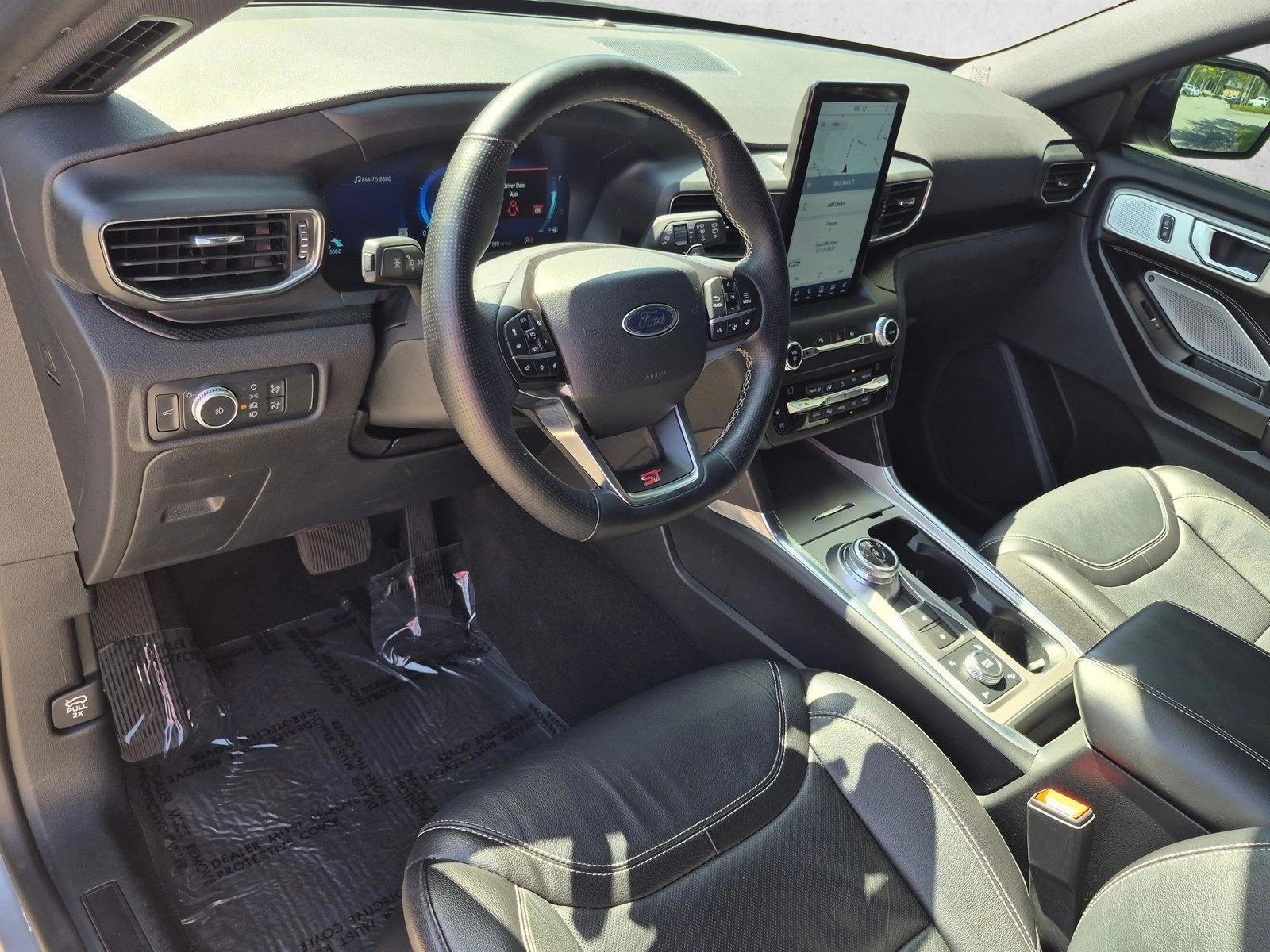 Thumbnail: 2020 Ford Explorer - 3