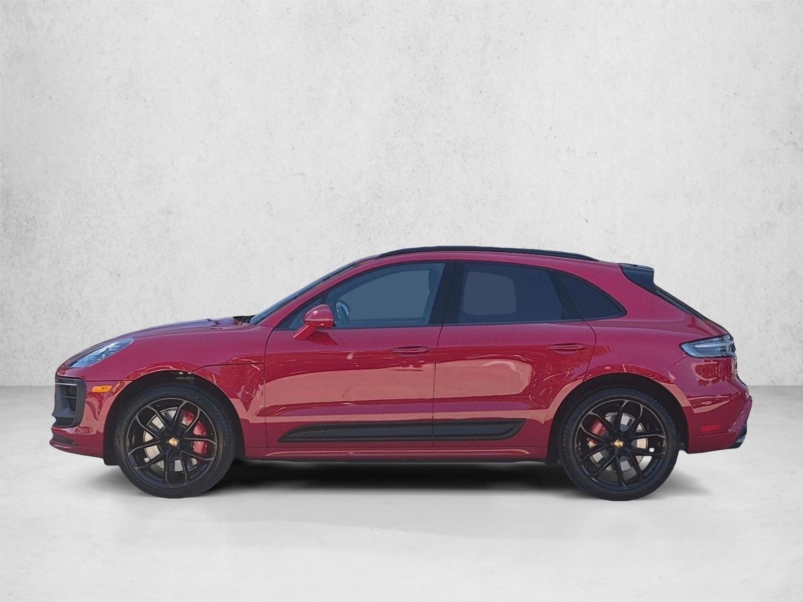 Thumbnail: 2026 Porsche Macan - 2