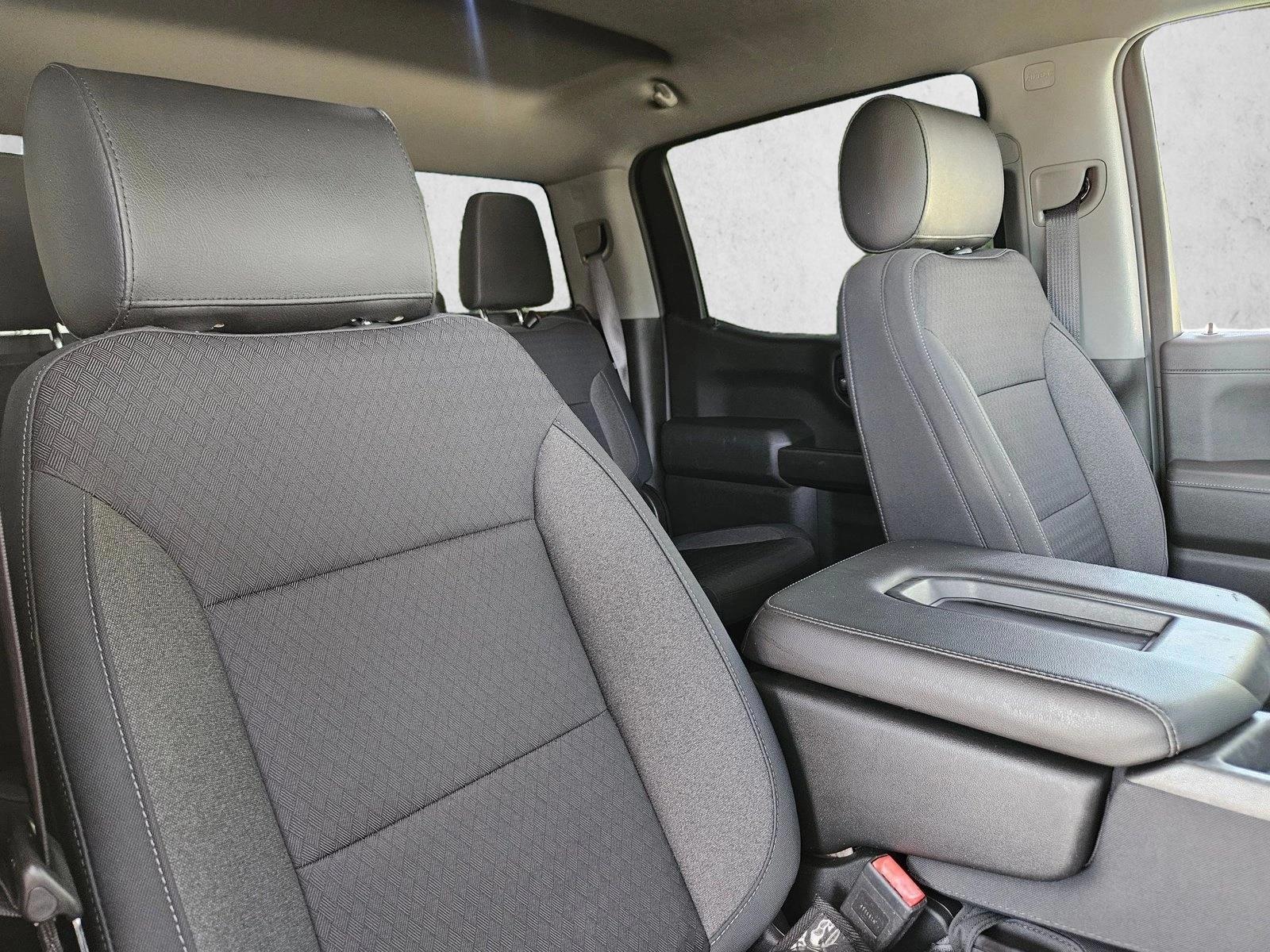 Thumbnail: 2020 Chevrolet Silverado 1500 - 4