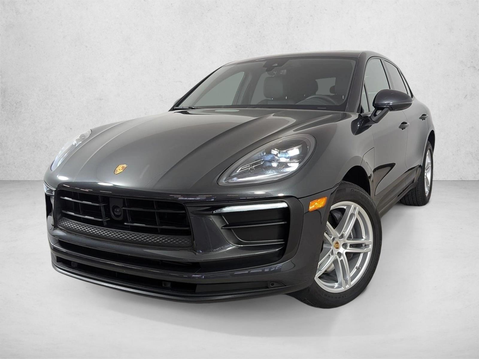 Thumbnail: 2023 Porsche Macan - 1
