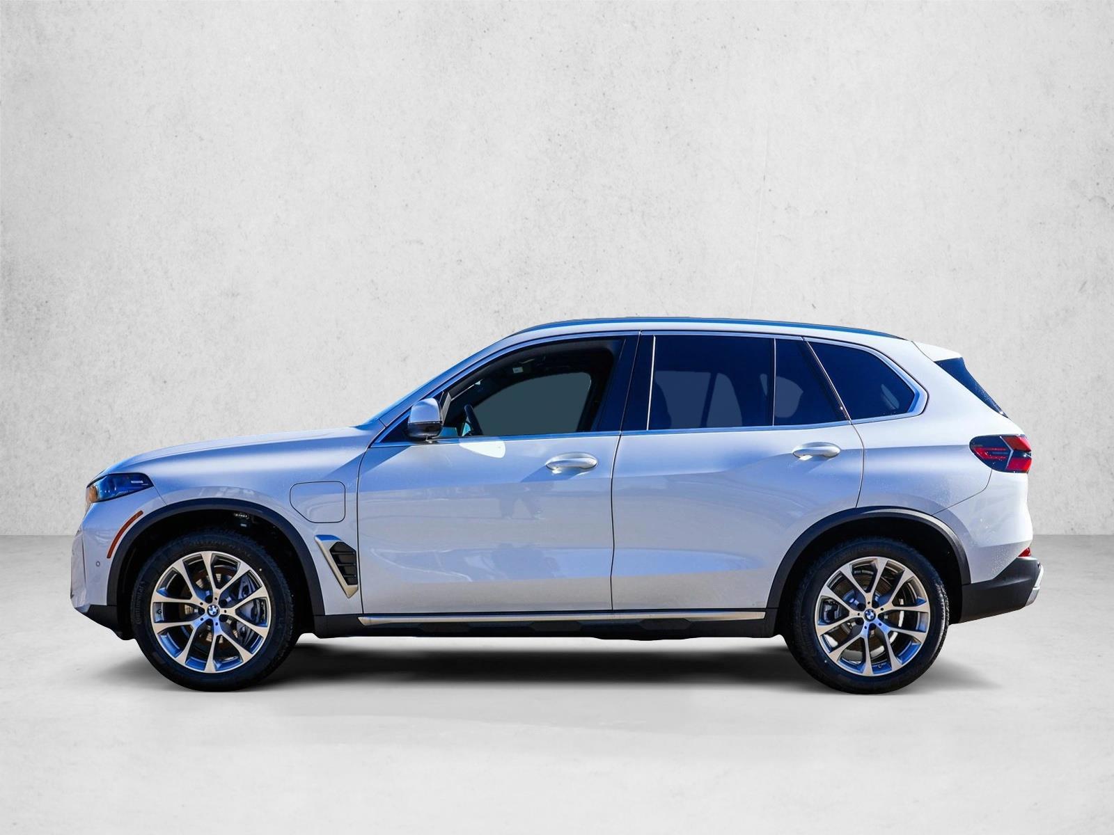 Thumbnail: 2026 BMW X5 - 2