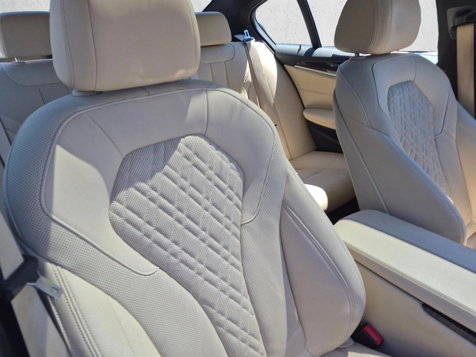 2021 BMW 5 Series 530i - Photo 29