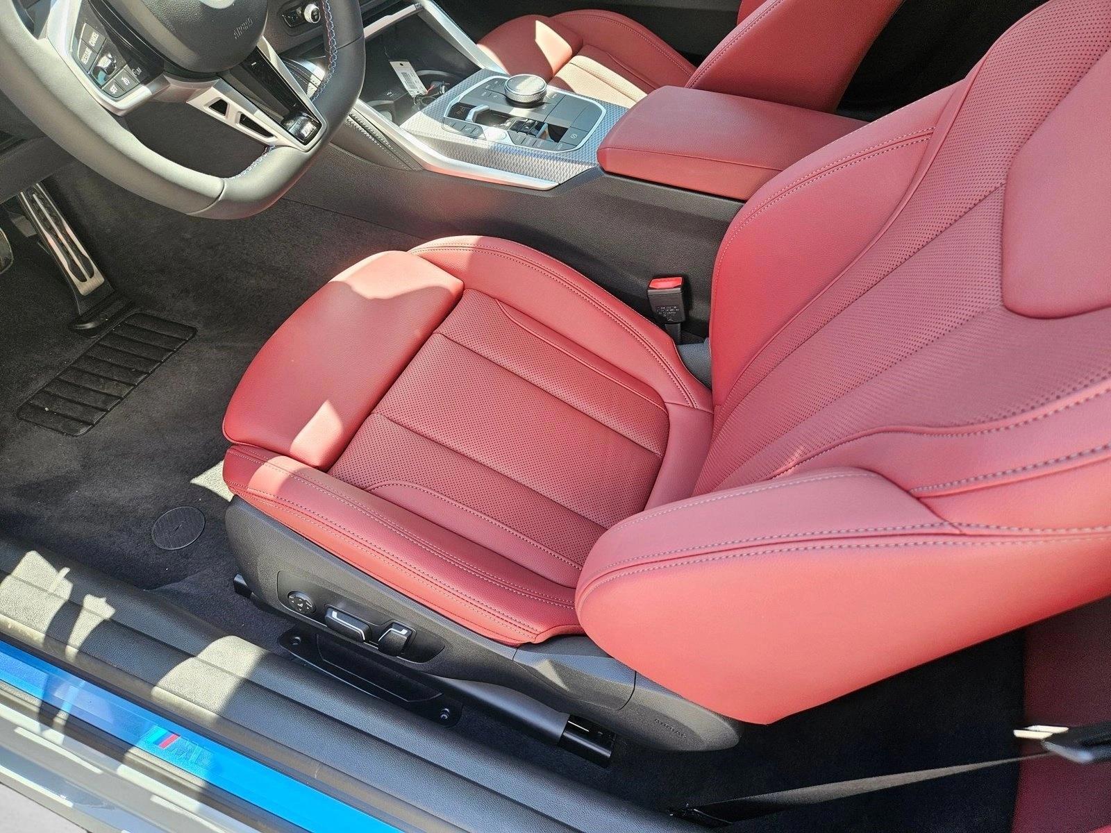 Thumbnail: 2026 BMW 4 Series - 4