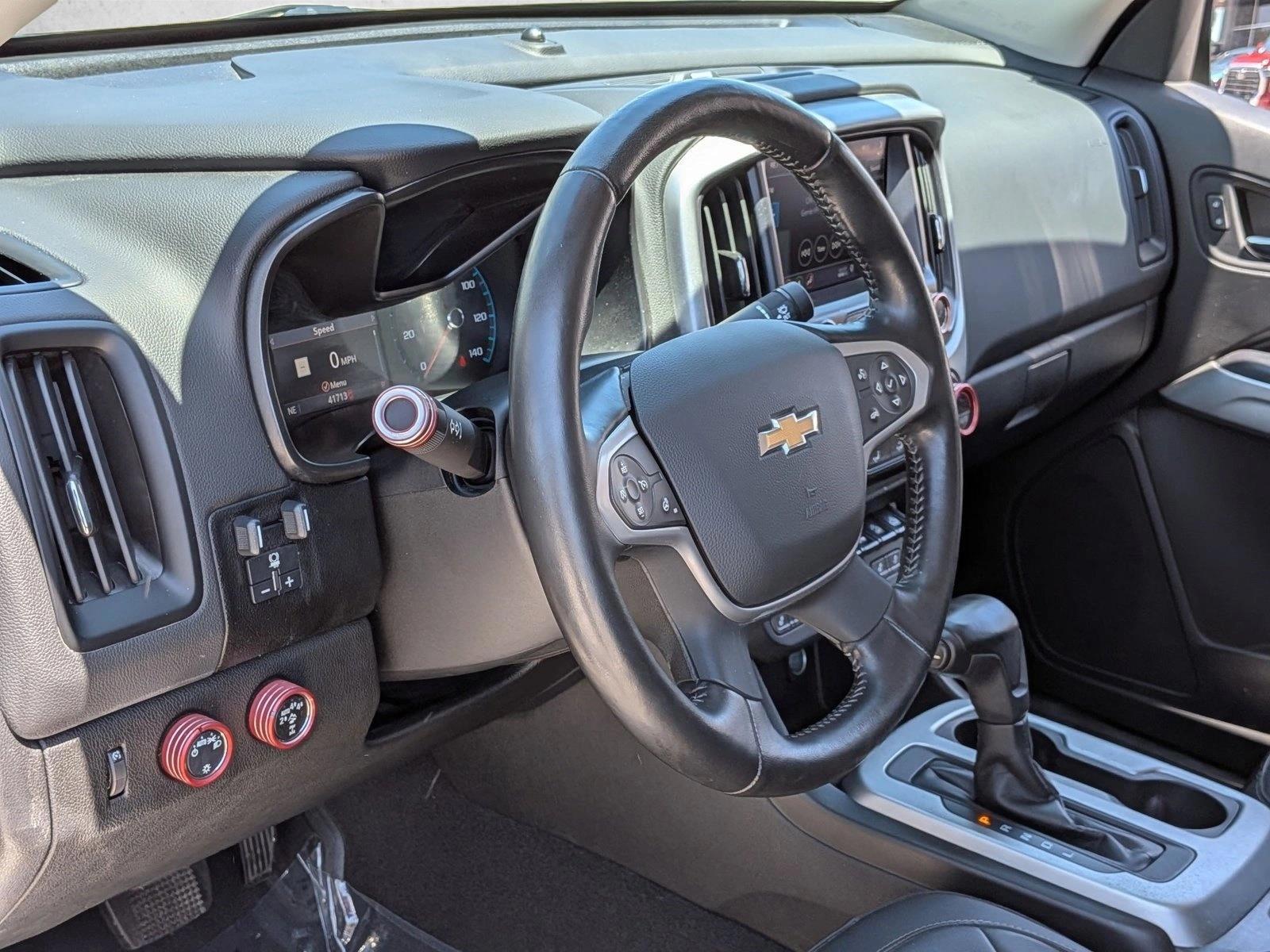 Thumbnail: 2021 Chevrolet Colorado - 3