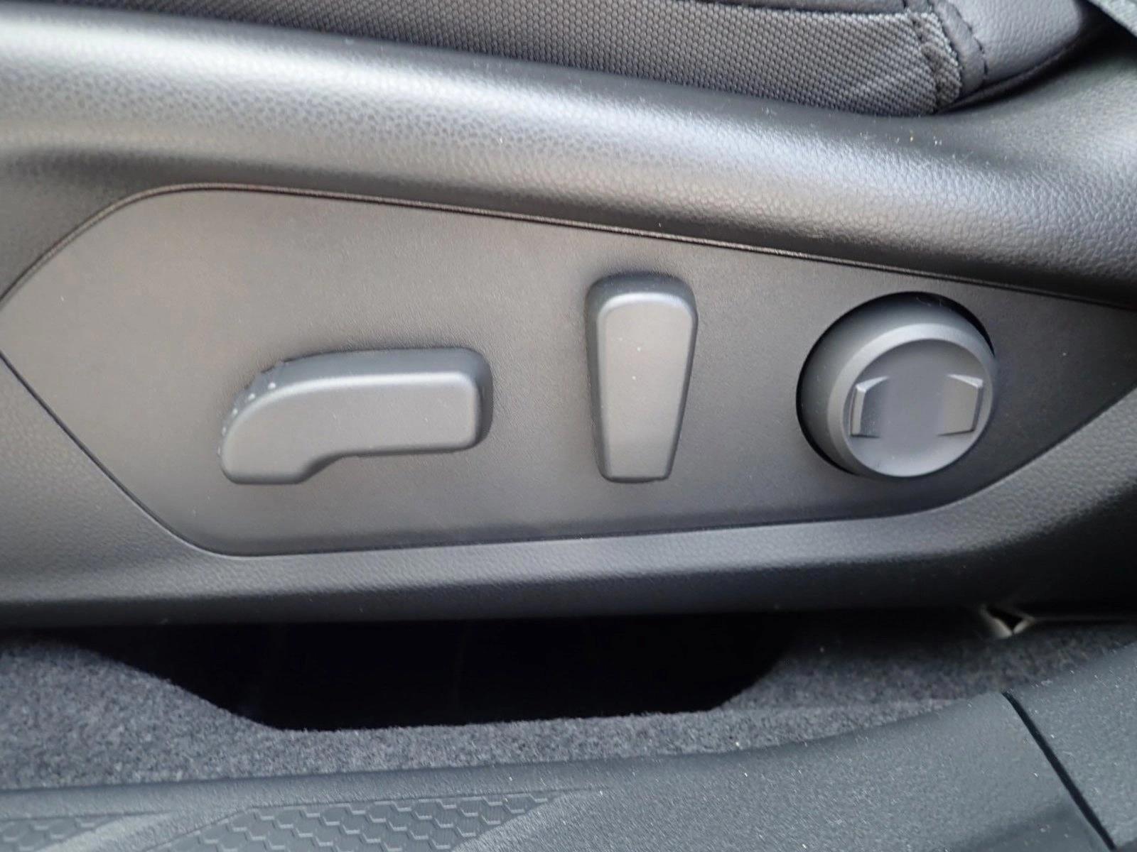 Thumbnail: 2026 Subaru Outback - 4