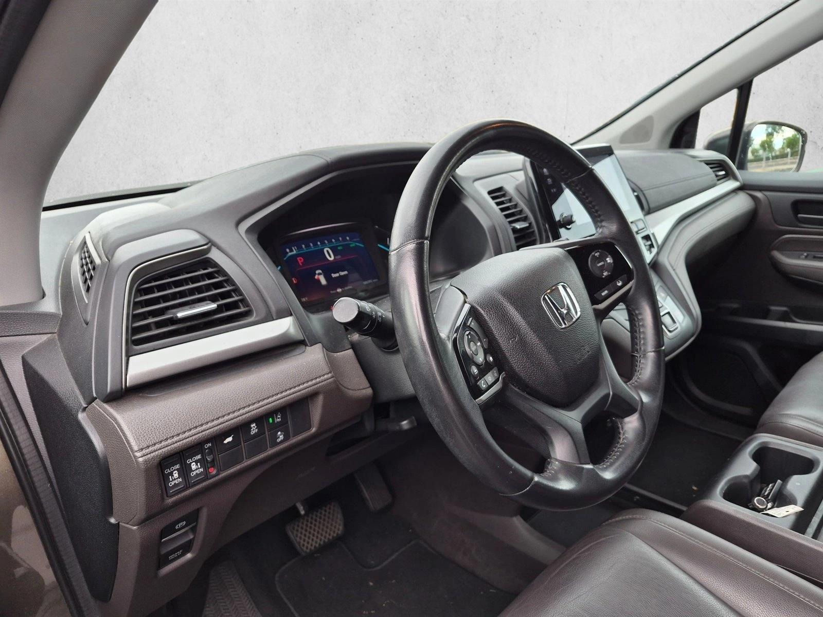 Thumbnail: 2018 Honda Odyssey - 3