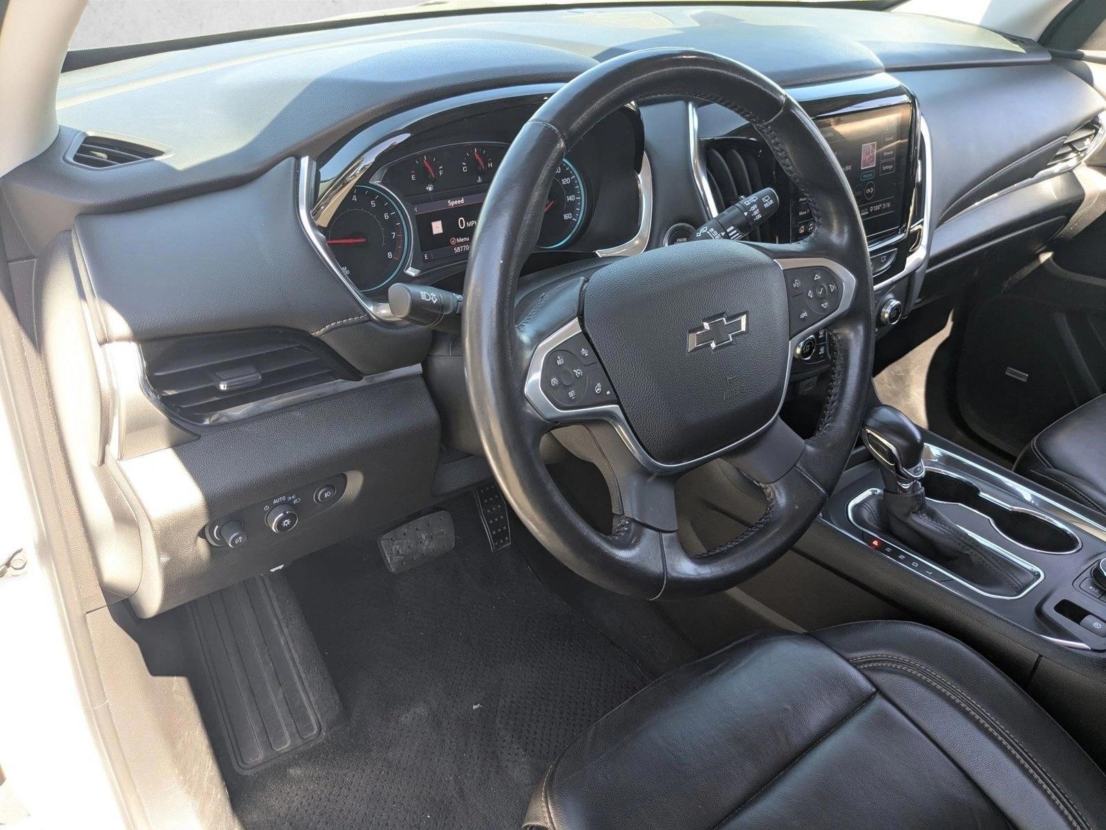 Thumbnail: 2021 Chevrolet Traverse - 3
