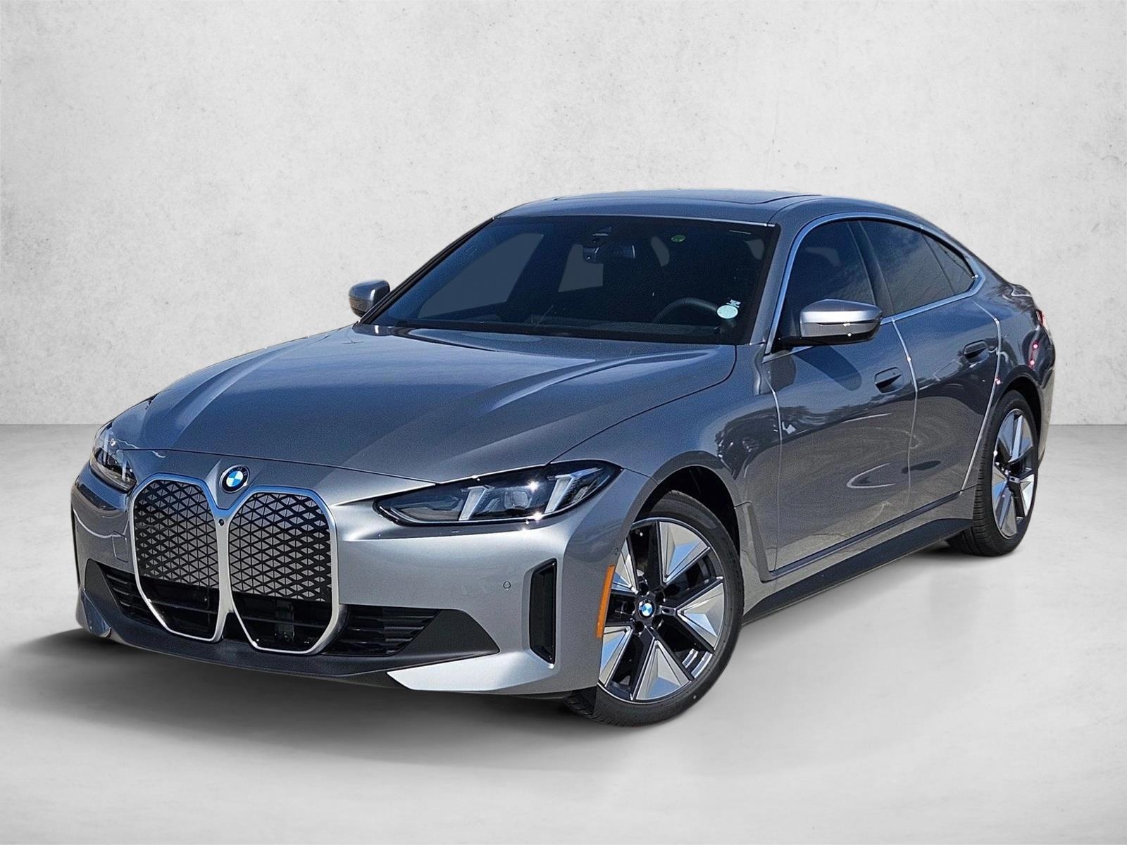Thumbnail: 2026 BMW i4 - 1