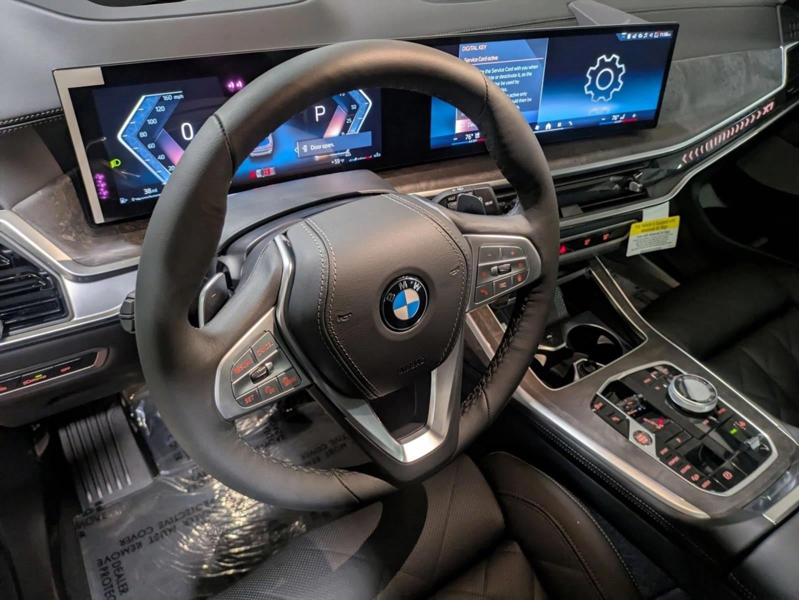 Thumbnail: 2026 BMW X7 - 3
