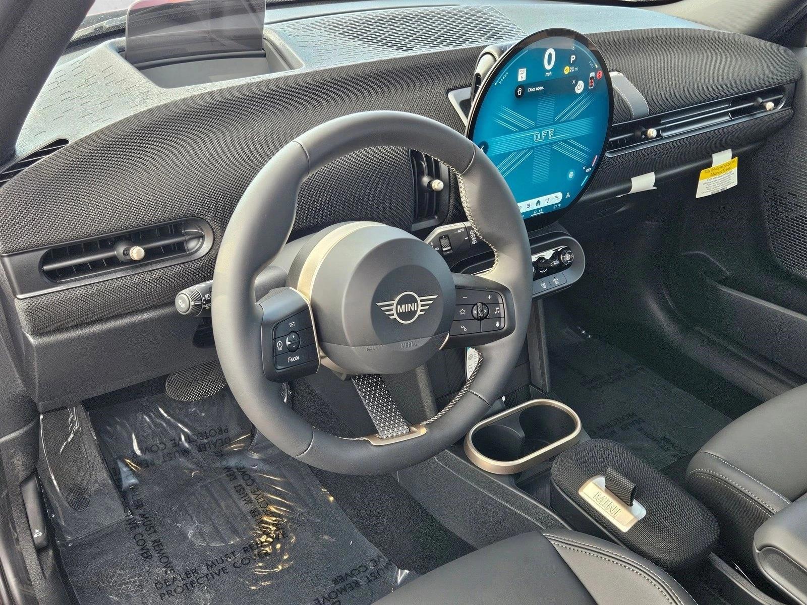 Thumbnail: 2026 MINI Cooper Hardtop - 3