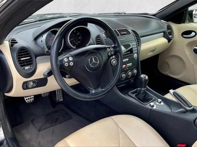 2006 Mercedes-Benz SLK