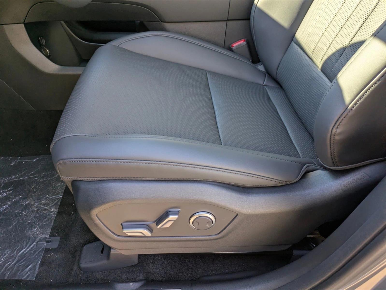 Thumbnail: 2026 Hyundai Santa Fe - 3