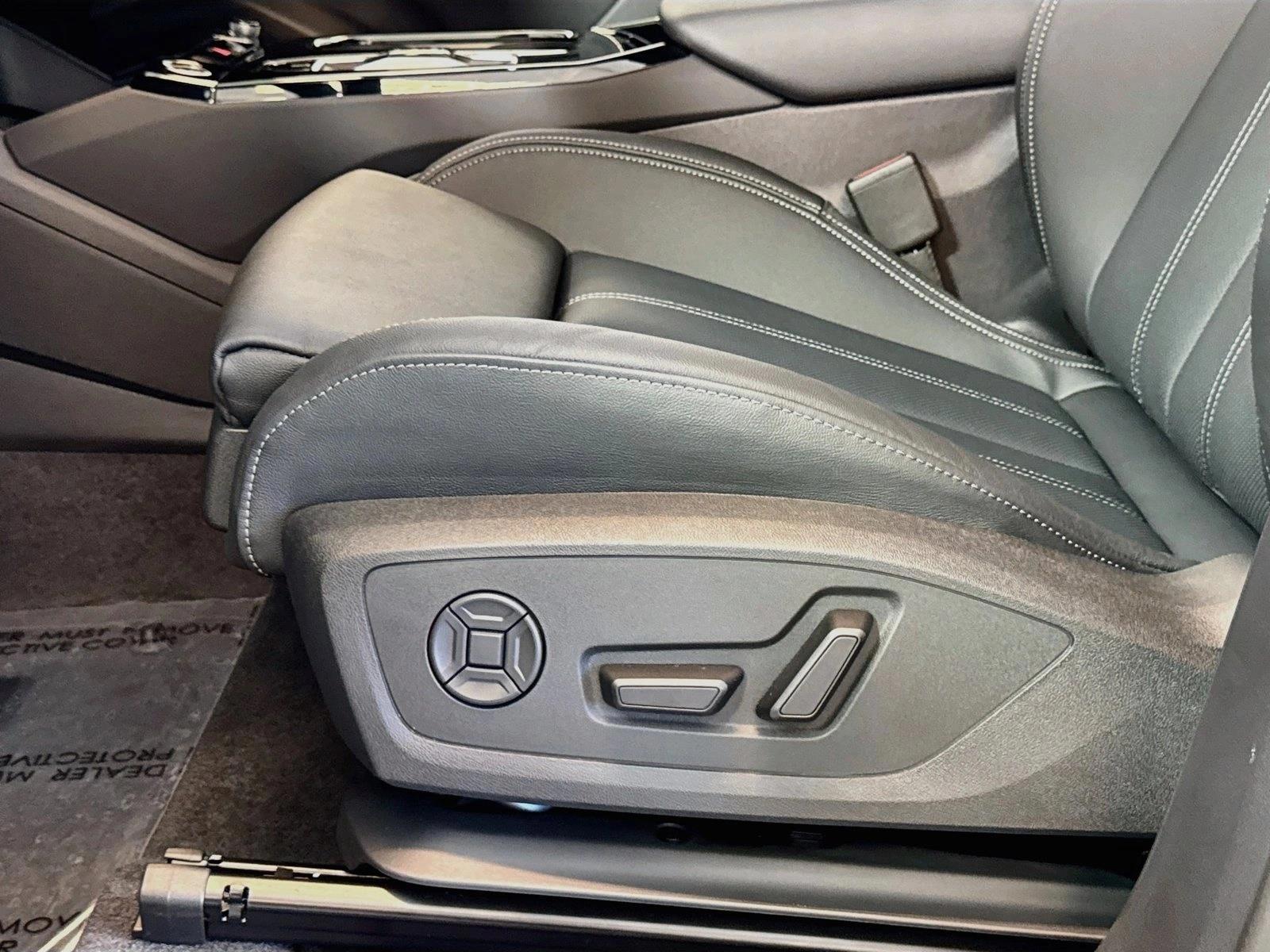 Thumbnail: 2027 Audi Q6 e-tron - 5