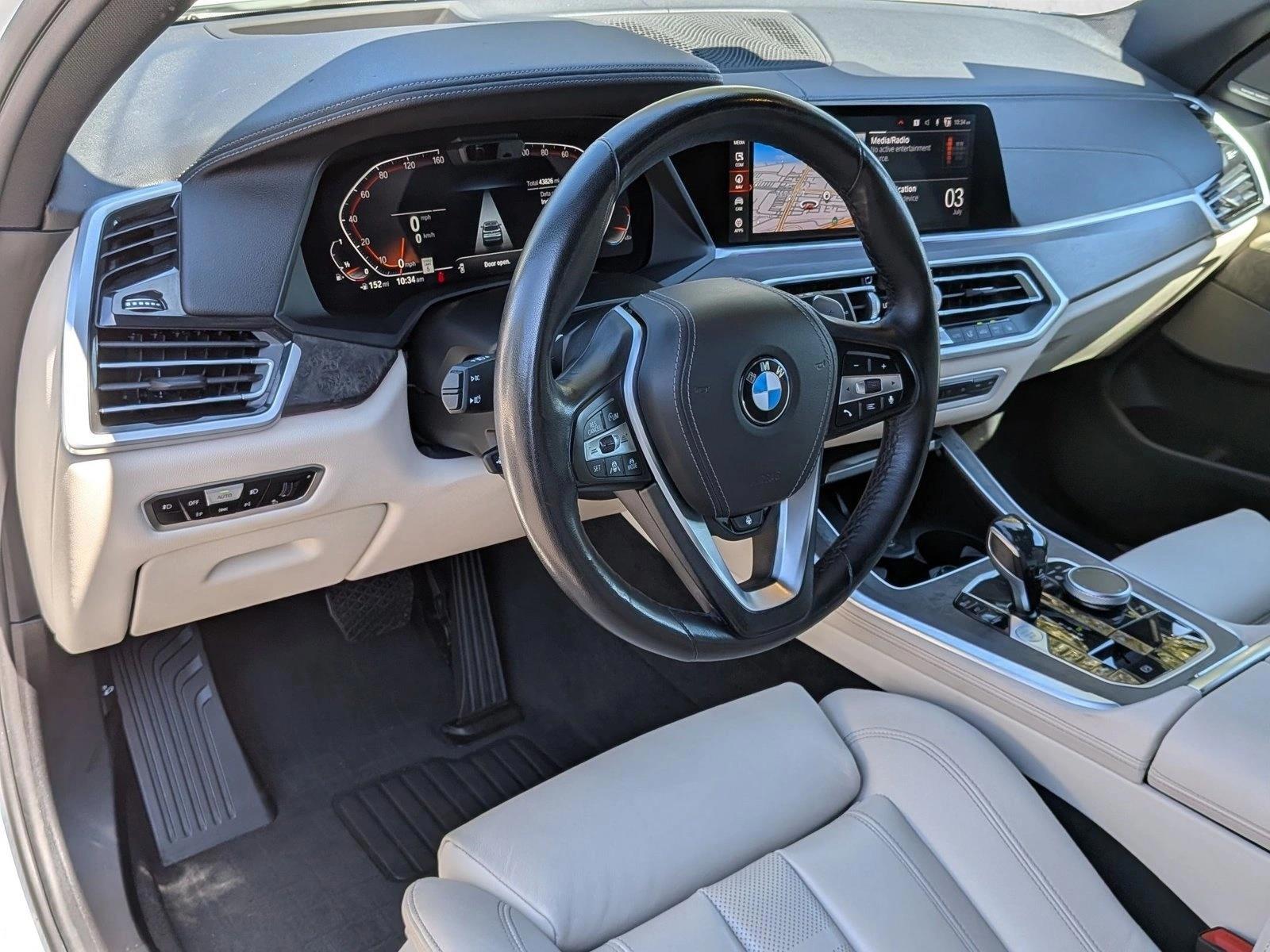 Thumbnail: 2021 BMW X5 - 3