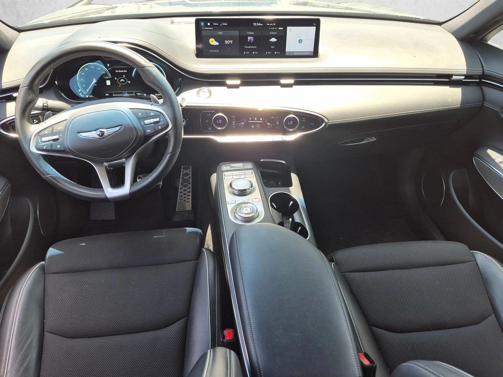 Thumbnail: 2023 Genesis GV70 - 2