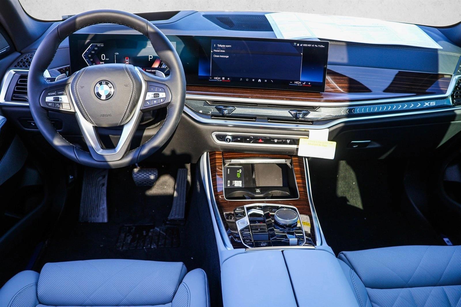 Thumbnail: 2026 BMW X5 - 4