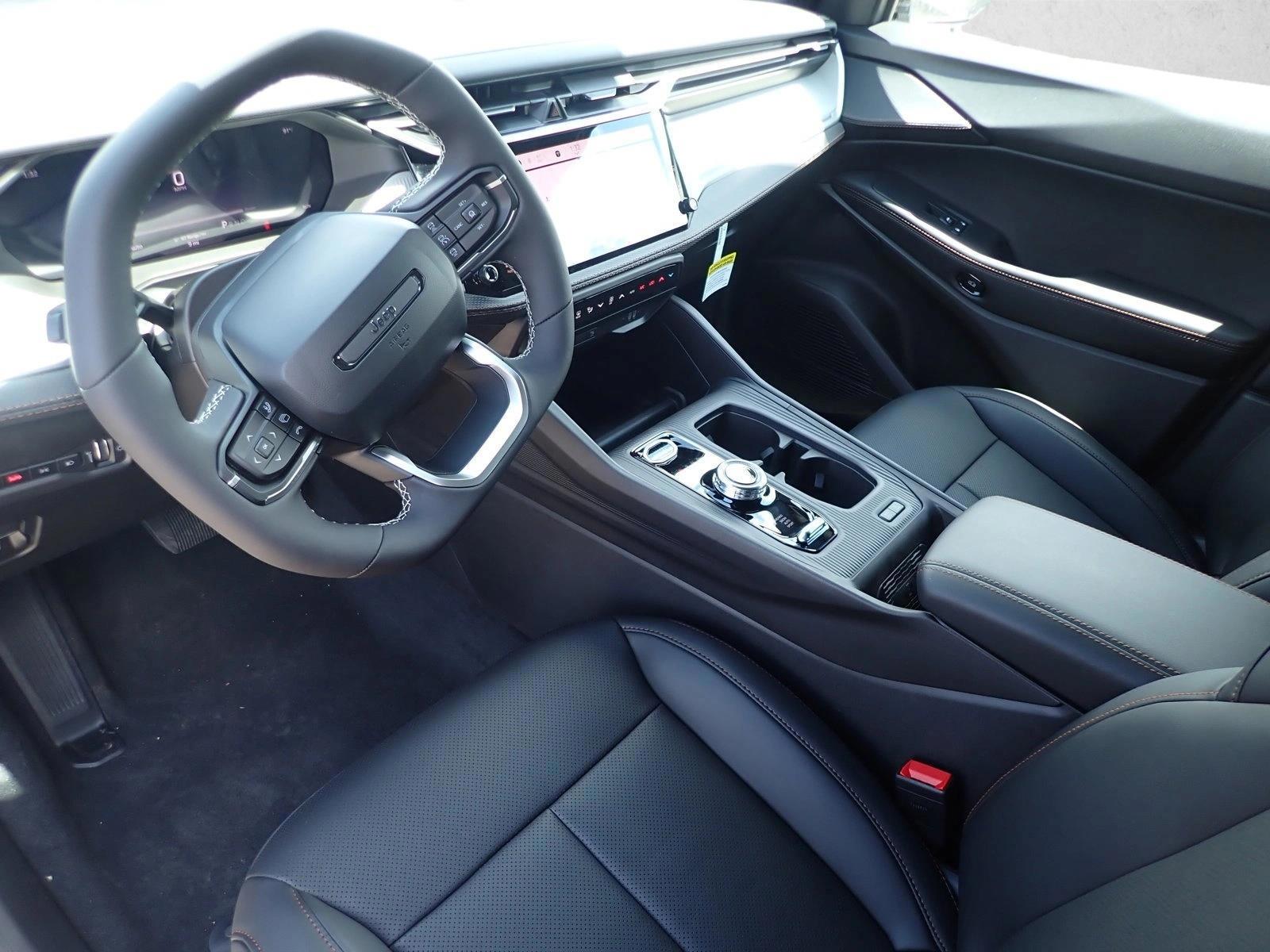 Thumbnail: 2026 Jeep Cherokee - 3