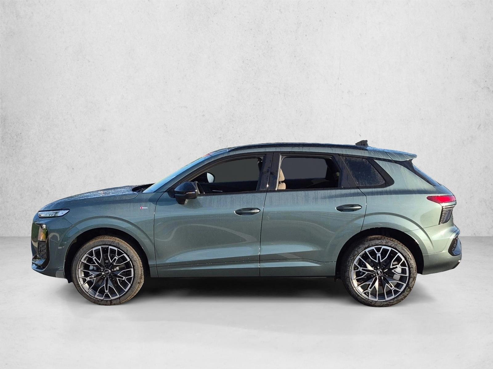 Thumbnail: 2026 Audi Q3 - 2