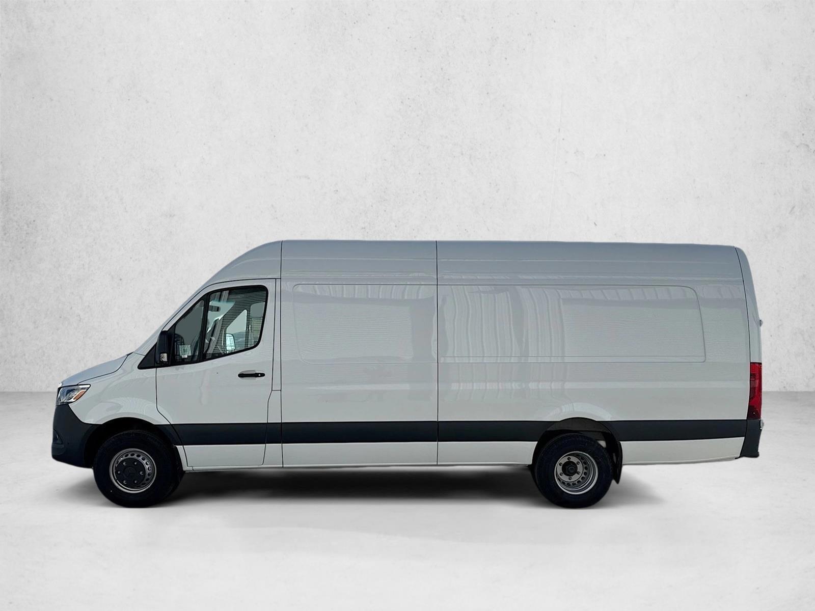 Thumbnail: 2026 Mercedes-Benz Sprinter - 2