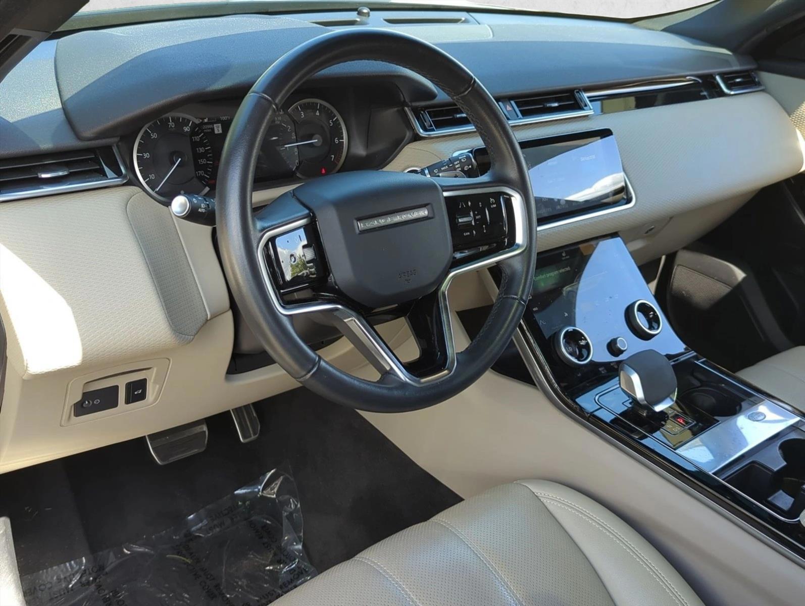 Thumbnail: 2023 Land Rover Range Rover Velar - 4