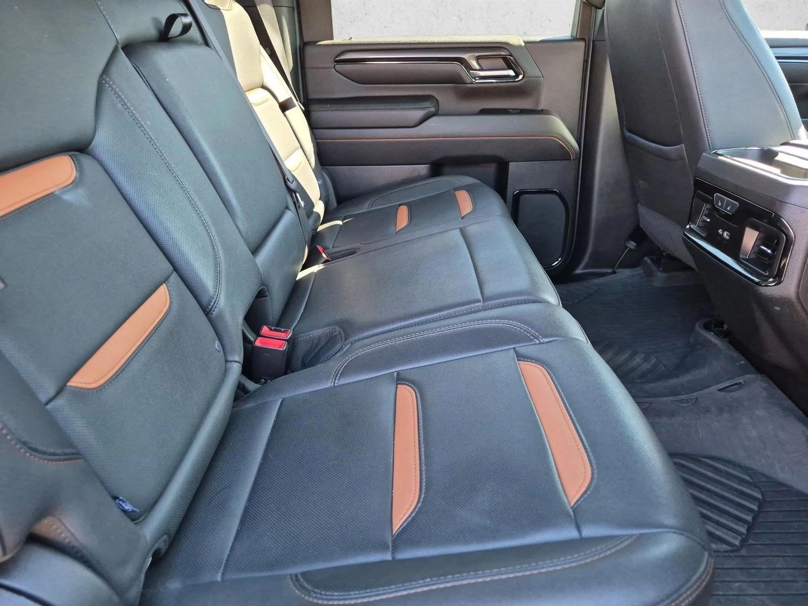 2024 GMC Sierra 2500HD AT4 - Photo 19