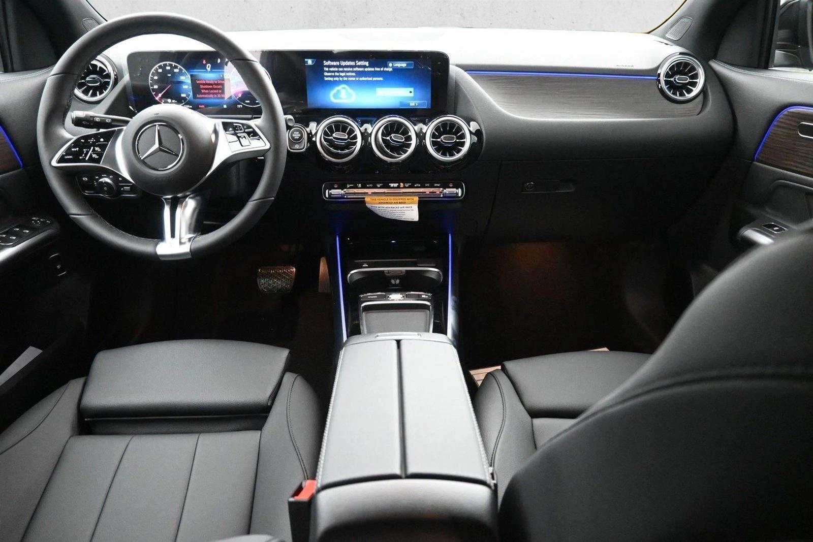 Thumbnail: 2026 Mercedes-Benz GLA - 4