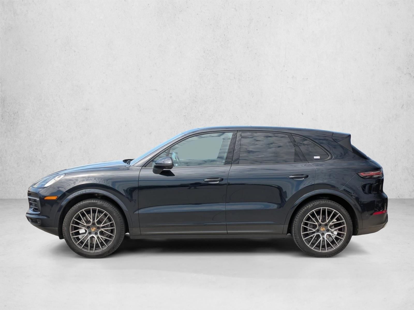 Thumbnail: 2021 Porsche Cayenne - 2