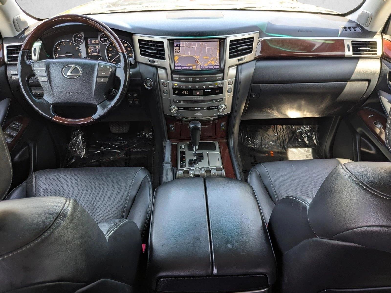Thumbnail: 2015 Lexus LX - 4