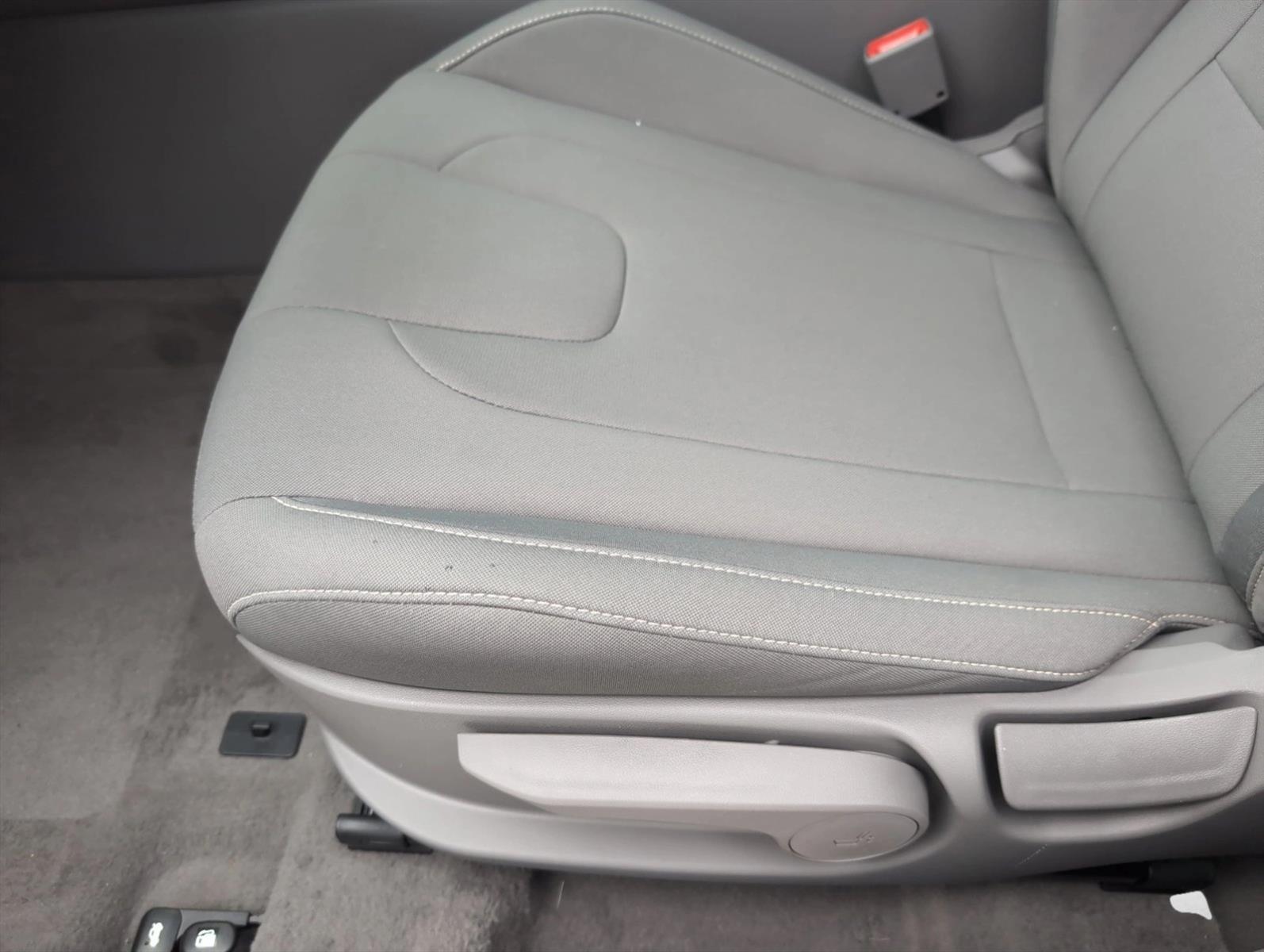 Thumbnail: 2026 Hyundai Elantra - 5