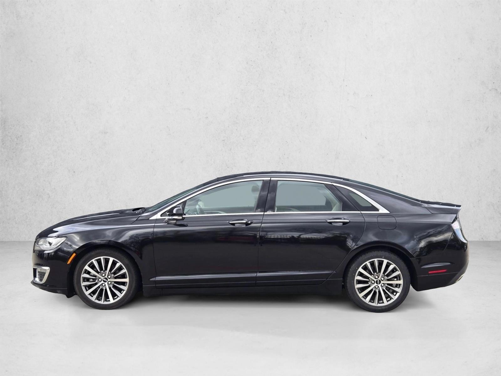 Thumbnail: 2019 Lincoln MKZ - 2
