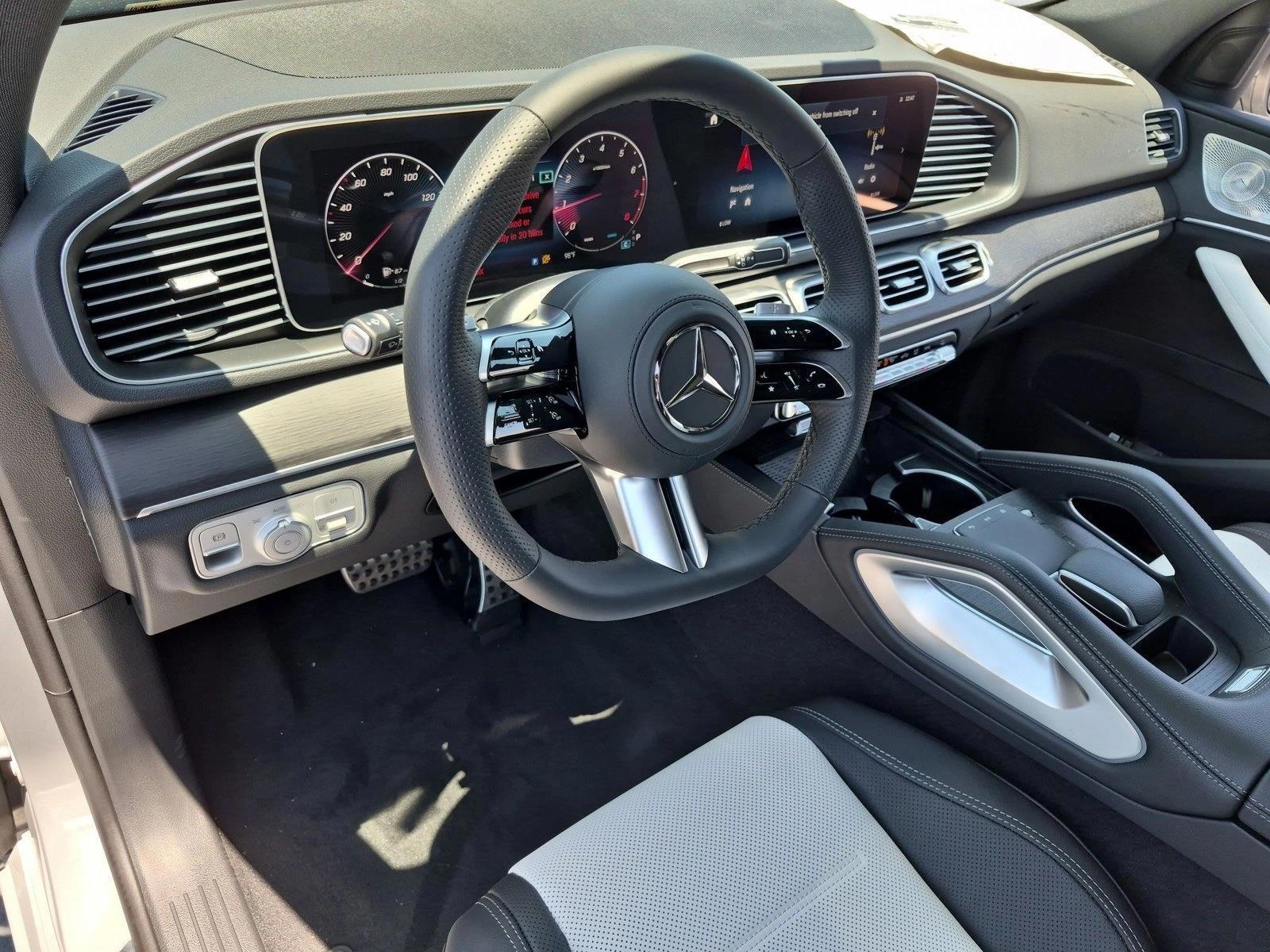 Thumbnail: 2026 Mercedes-Benz GLE - 3