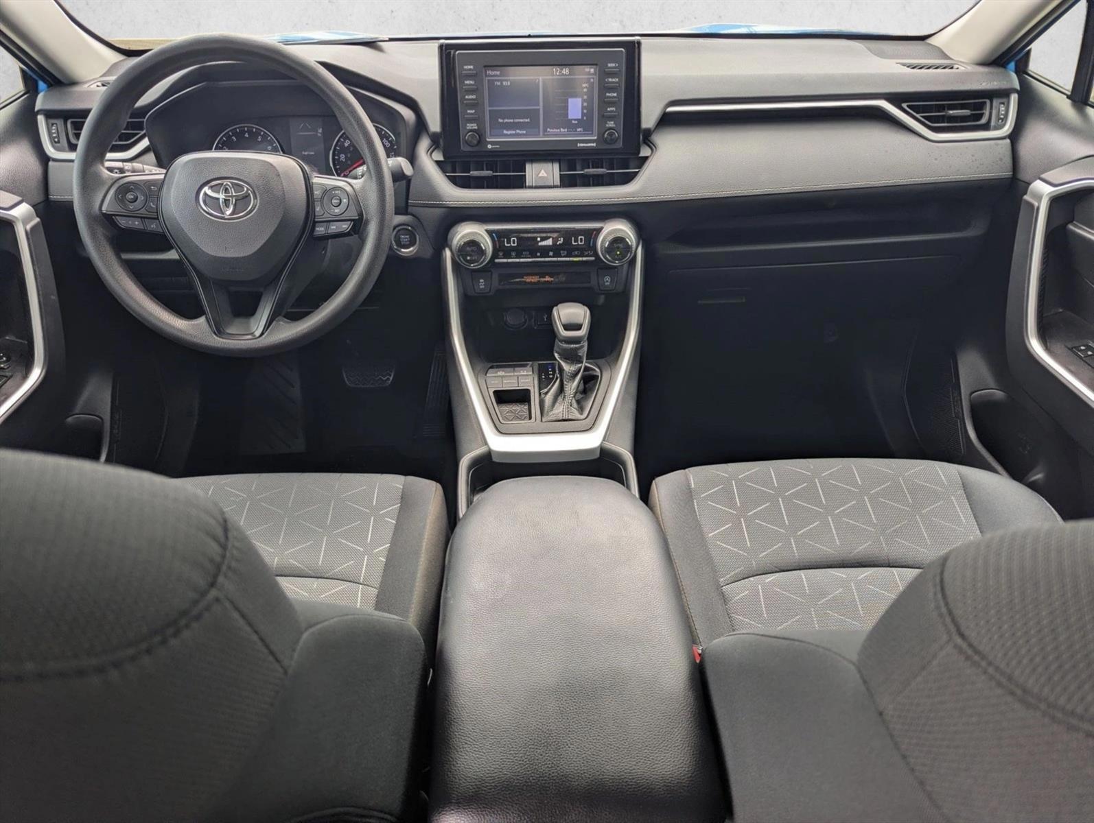 Thumbnail: 2021 Toyota RAV4 - 3