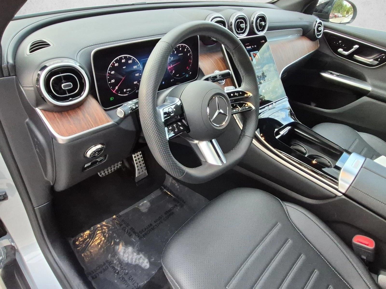 Thumbnail: 2026 Mercedes-Benz GLC - 3