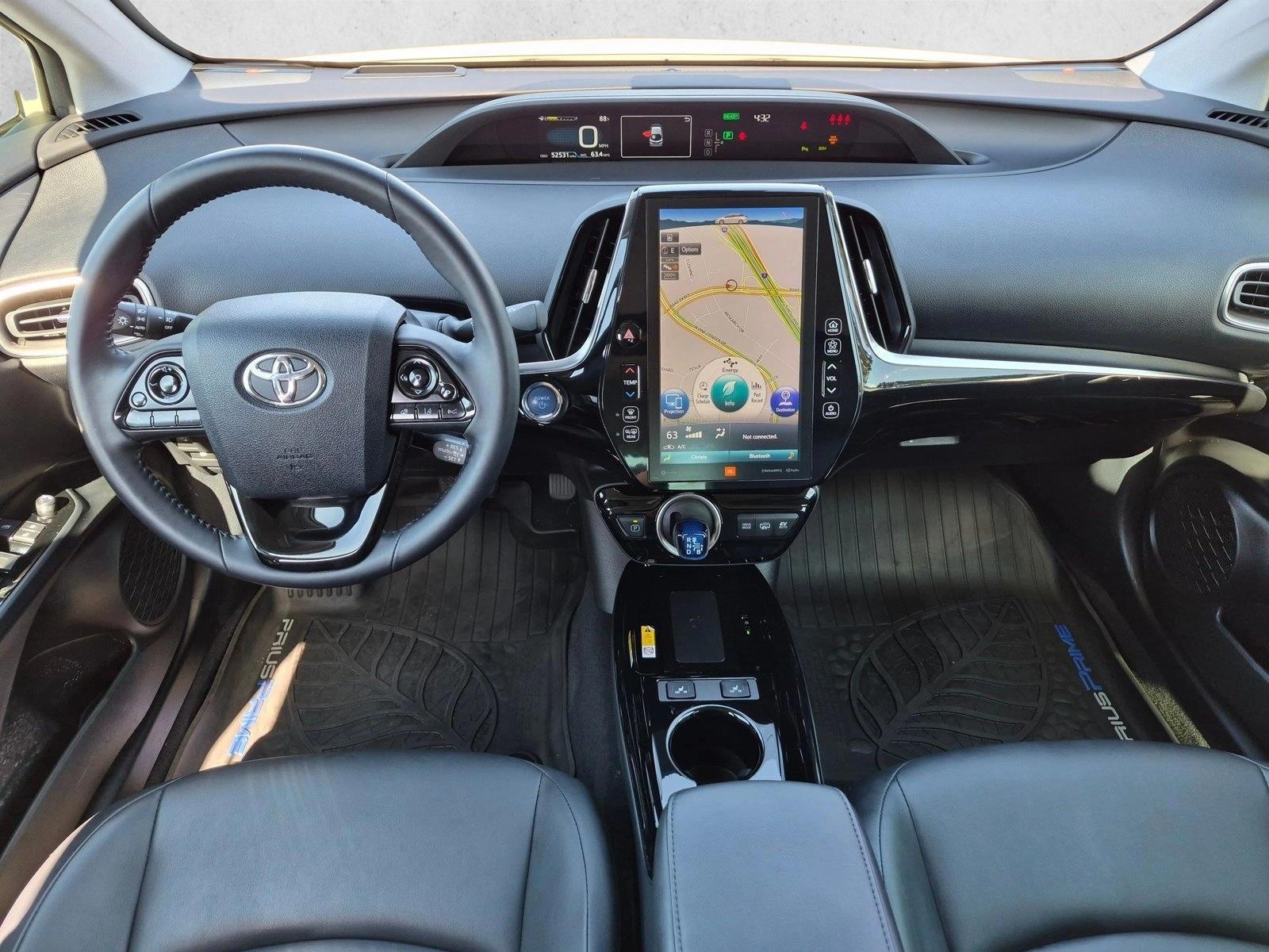Thumbnail: 2020 Toyota Prius Prime - 4